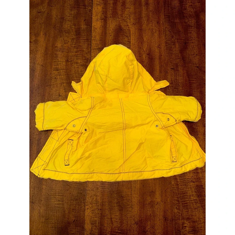 Vintage 90's Kids Baby Gap Rain Hooded Jacket Size 0-6 Months Whale Patch
